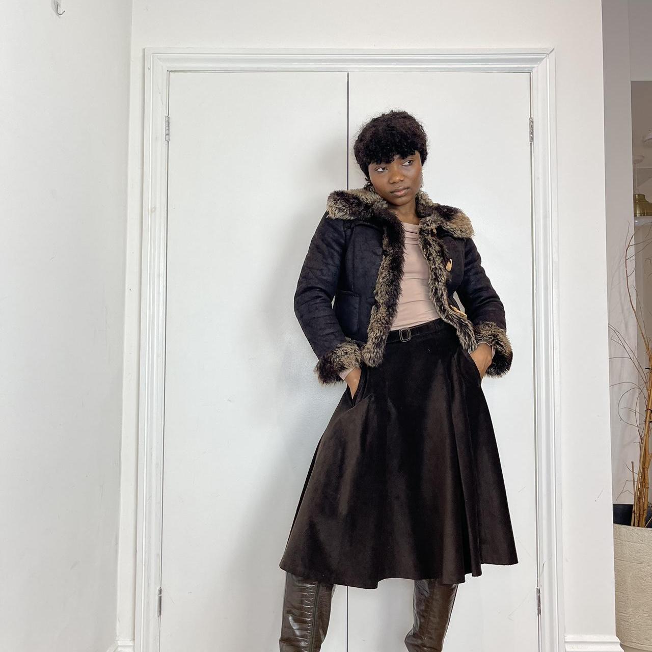 Brown faux fur collar jacket with a touch of y2k flair