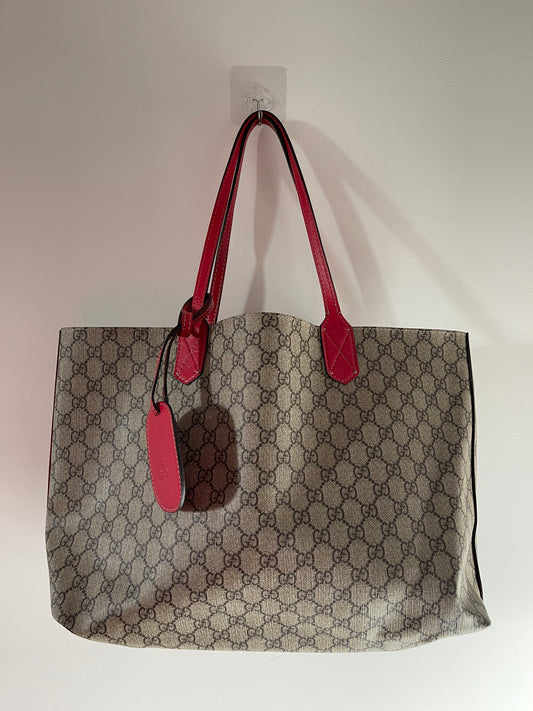 Gucci supreme reversible tote