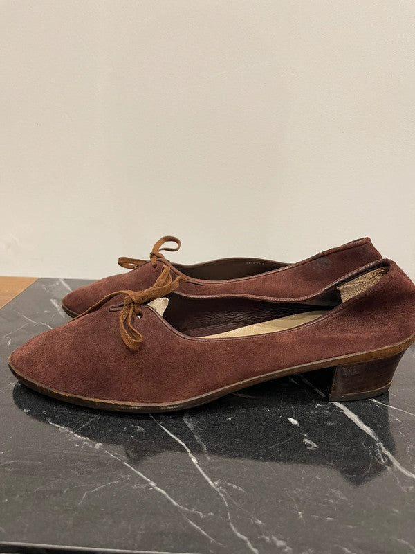 Brown Ferragamo flats